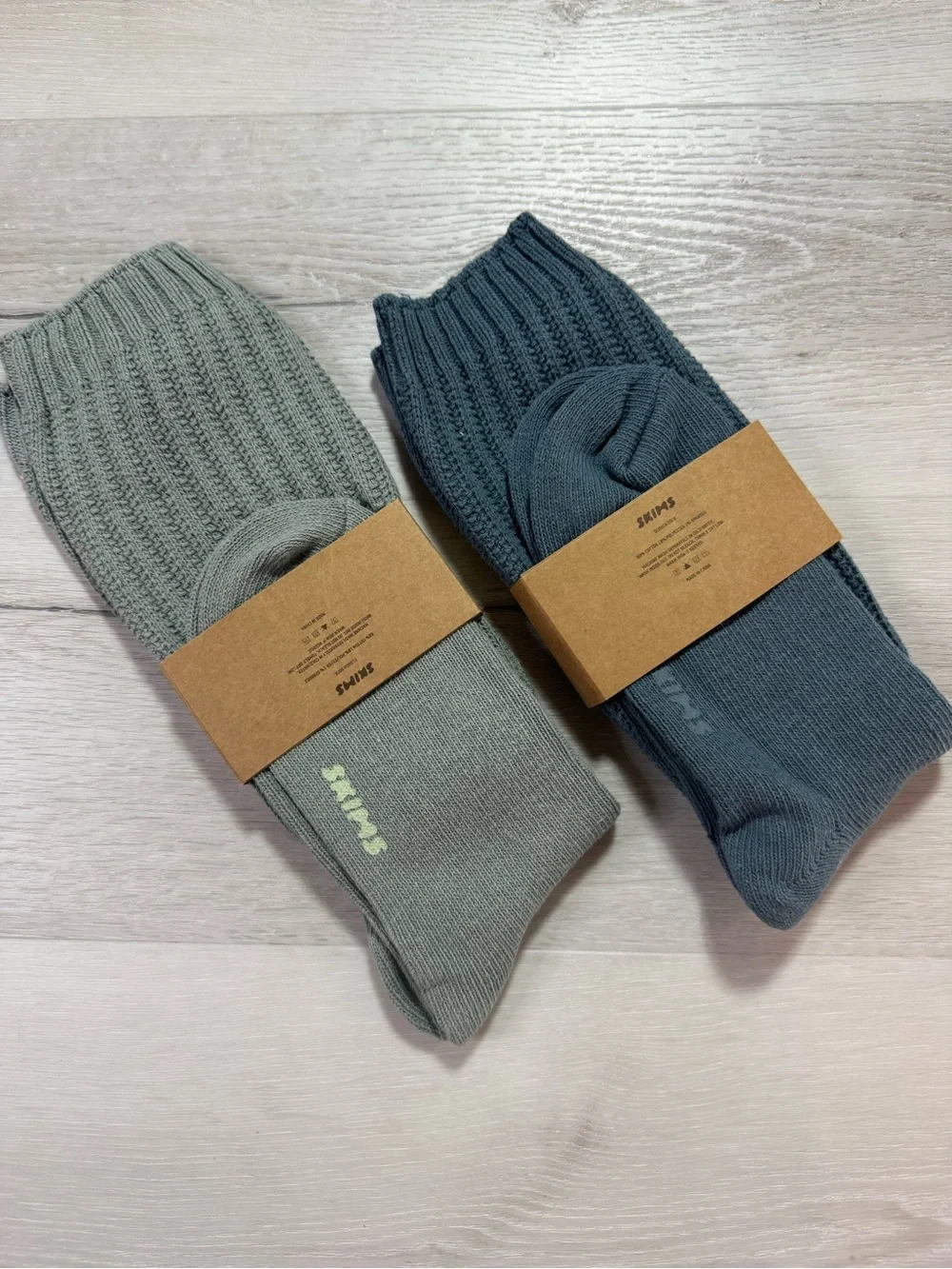 NWT 2 pair SKIMS slouch socks, blue and sage